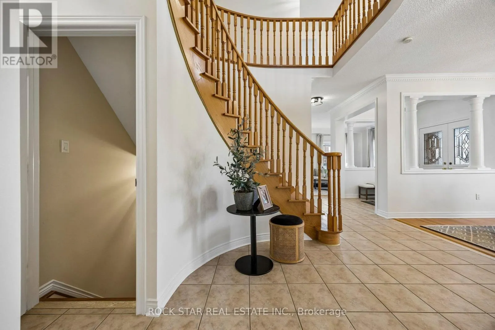 1 WILLOW HEIGHTS BOULEVARD