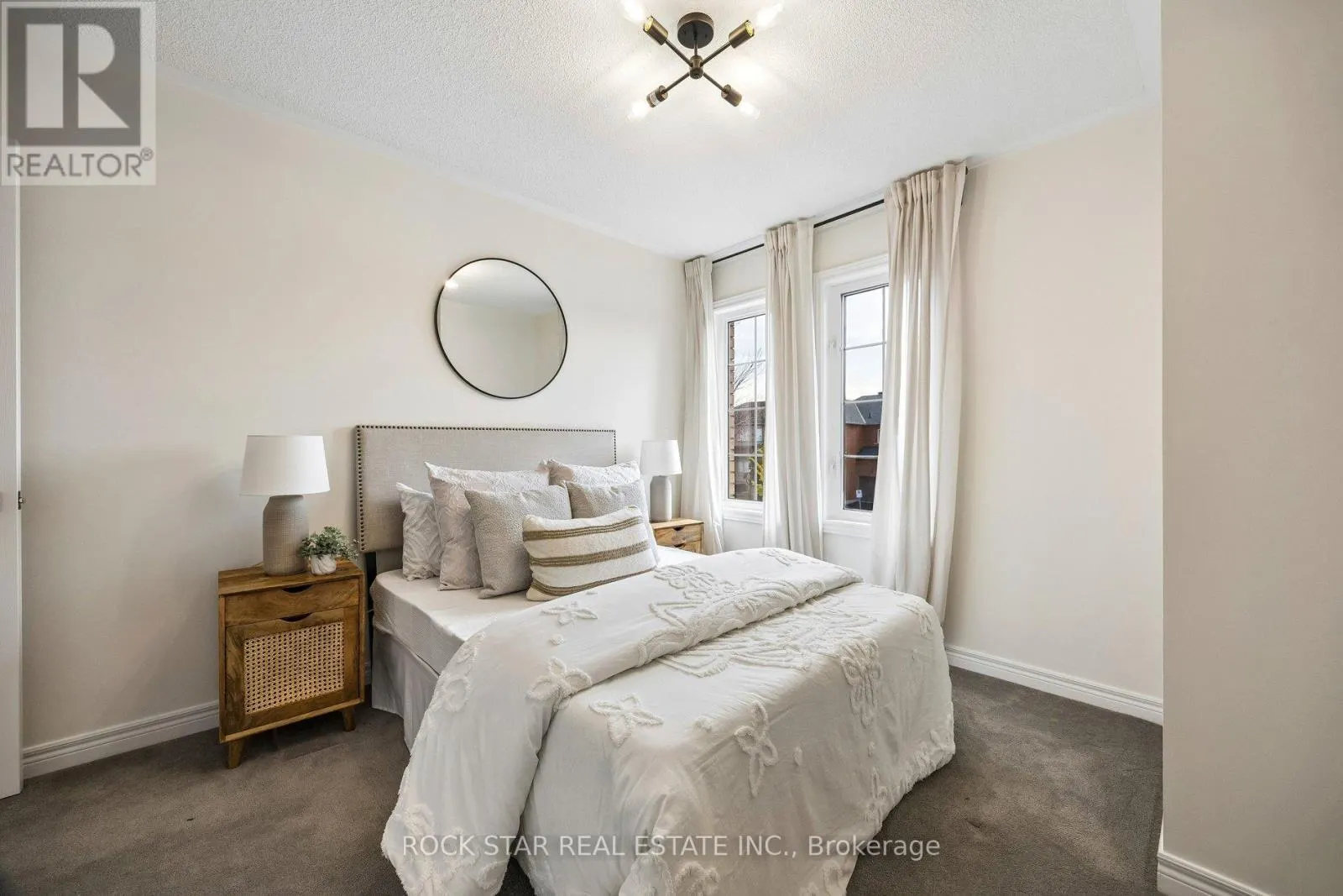 1 WILLOW HEIGHTS BOULEVARD