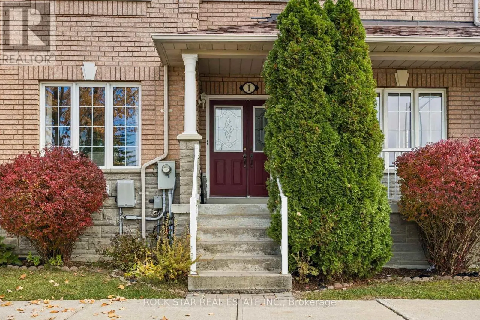 1 WILLOW HEIGHTS BOULEVARD