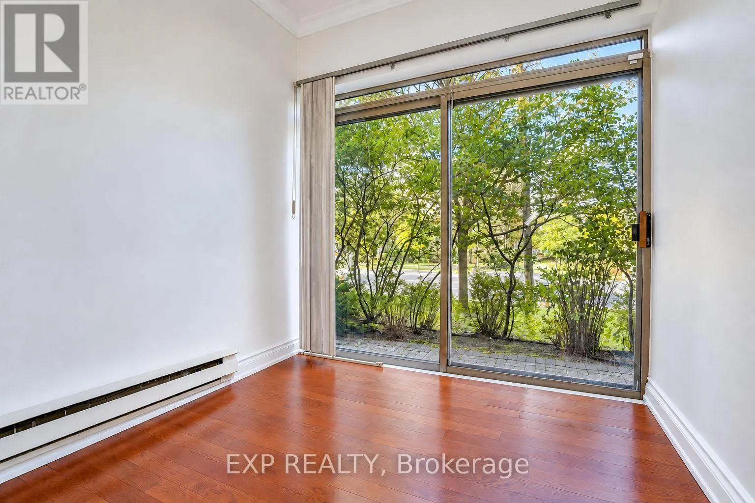 104 - 249 MAJOR MACKENZIE DRIVE E