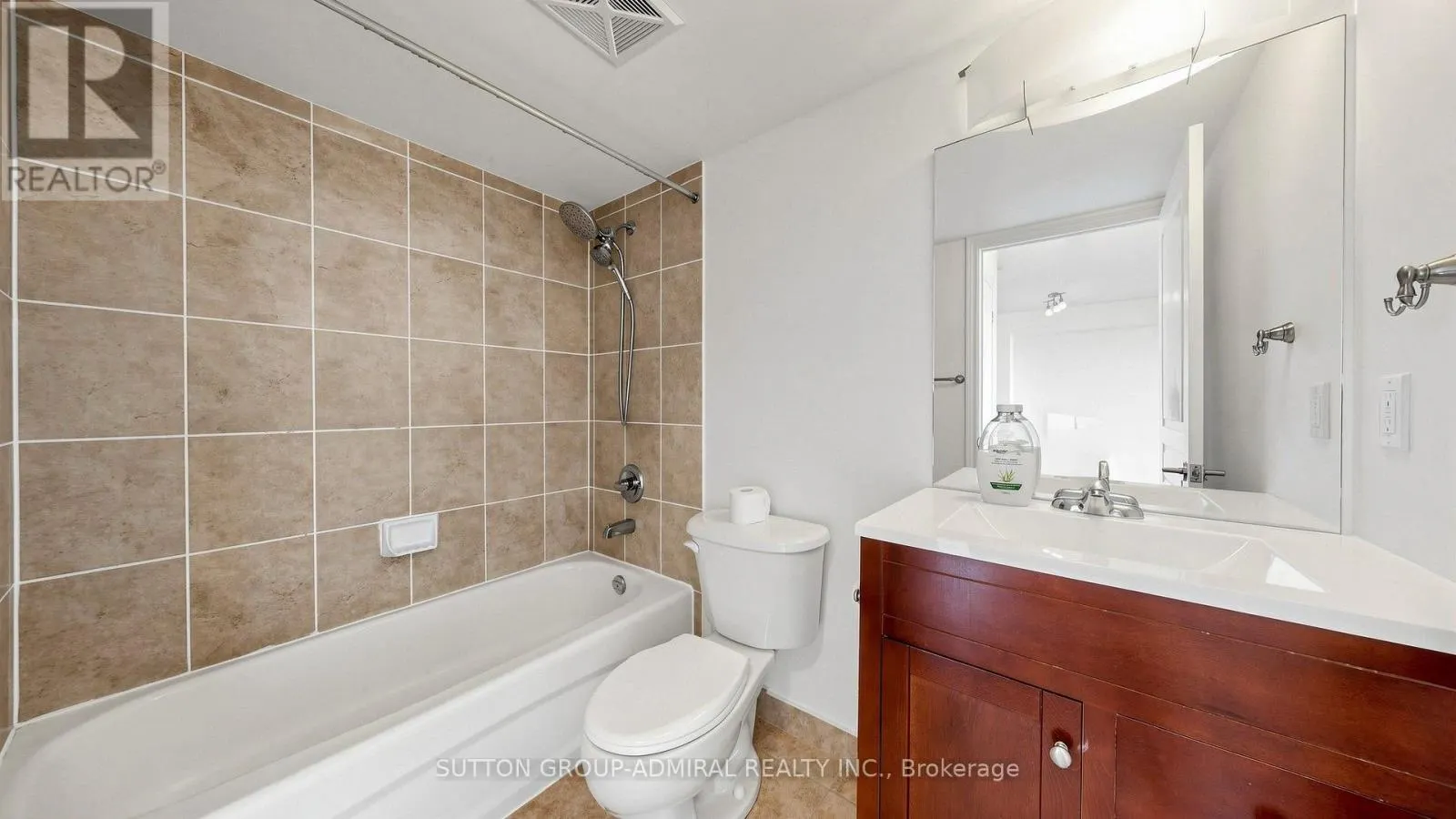 806 - 7 NORTH PARK ROAD