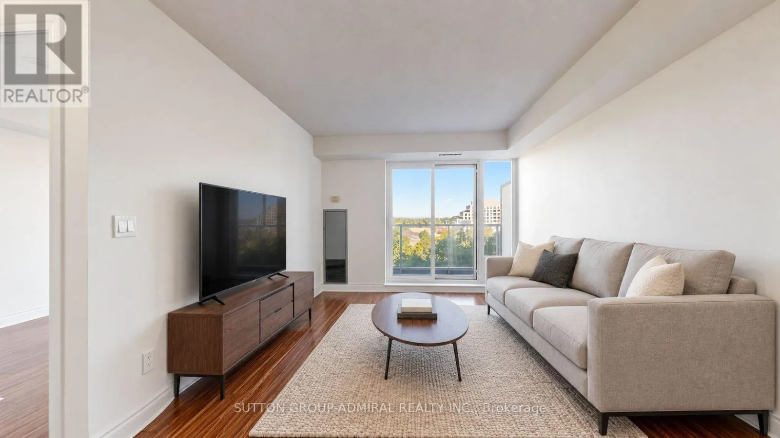 806 - 7 NORTH PARK ROAD