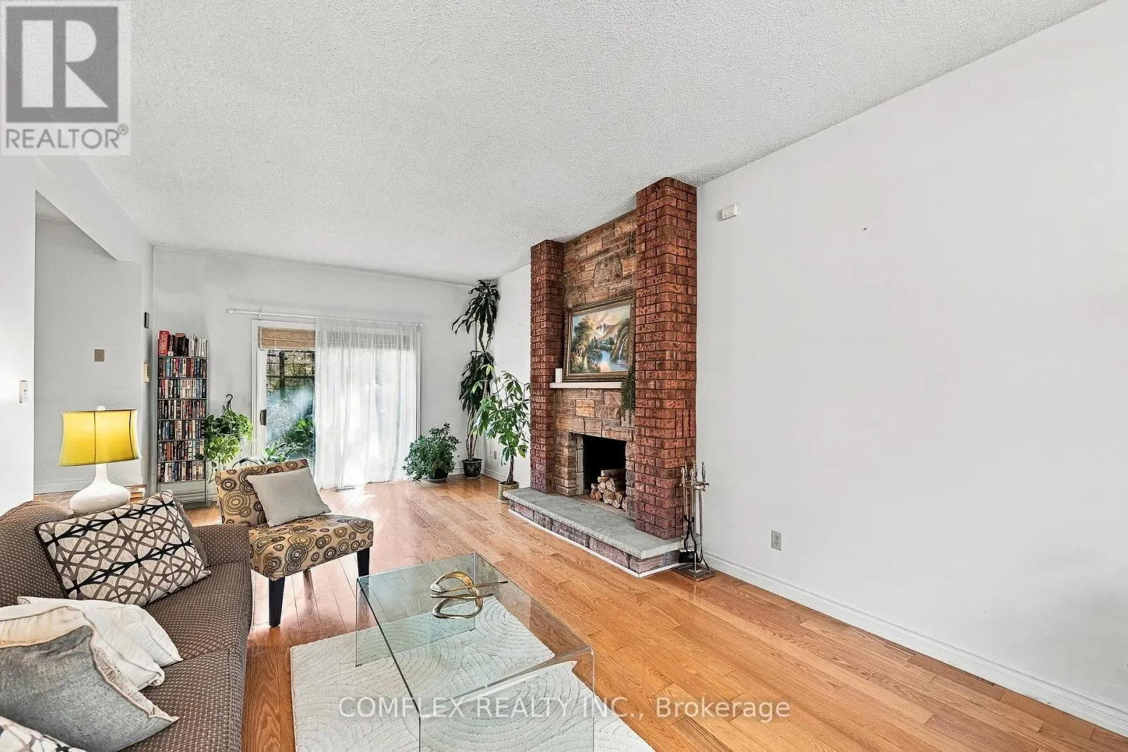 23 FORFARDALE ROAD