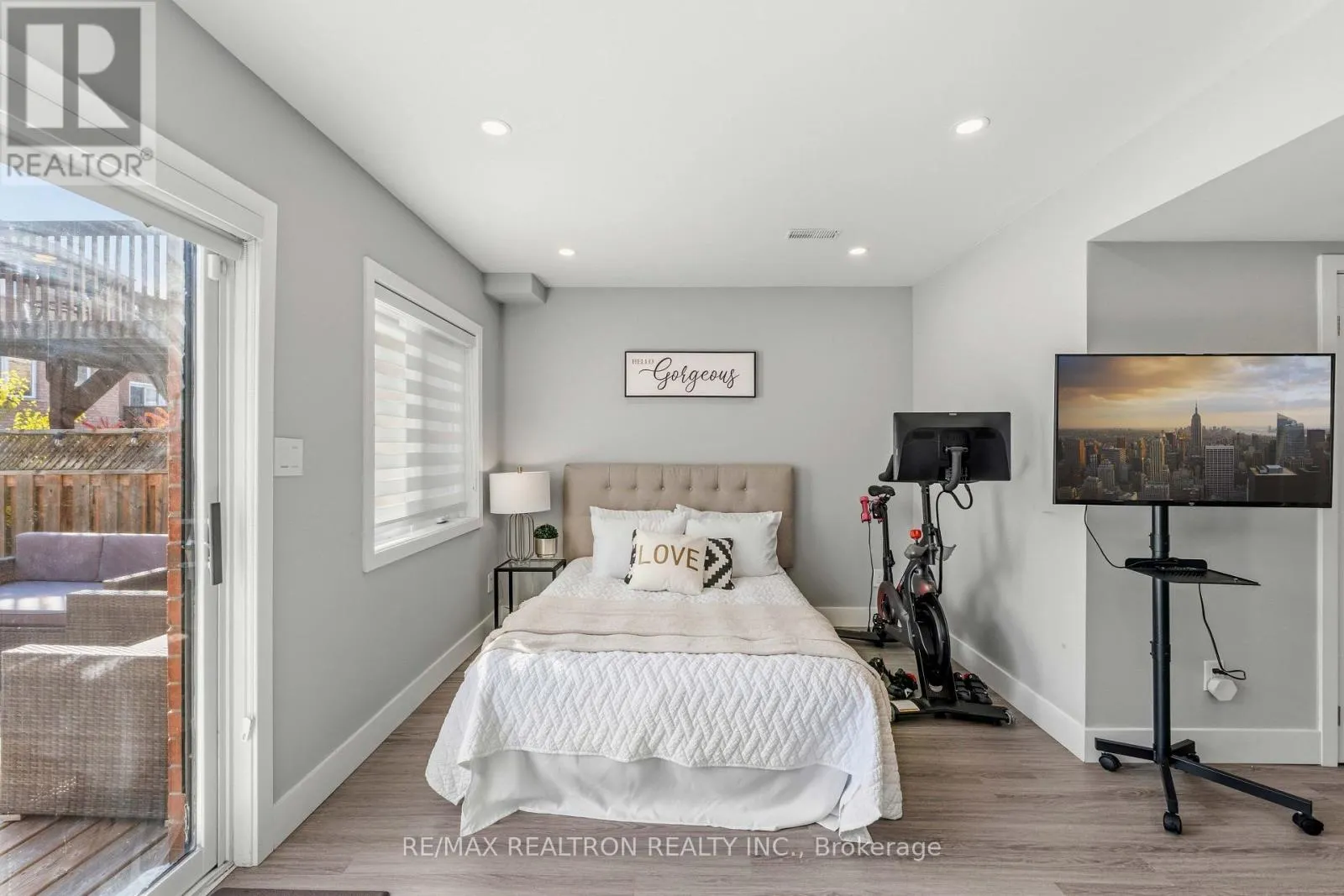 57 SASSAFRAS CIRCLE