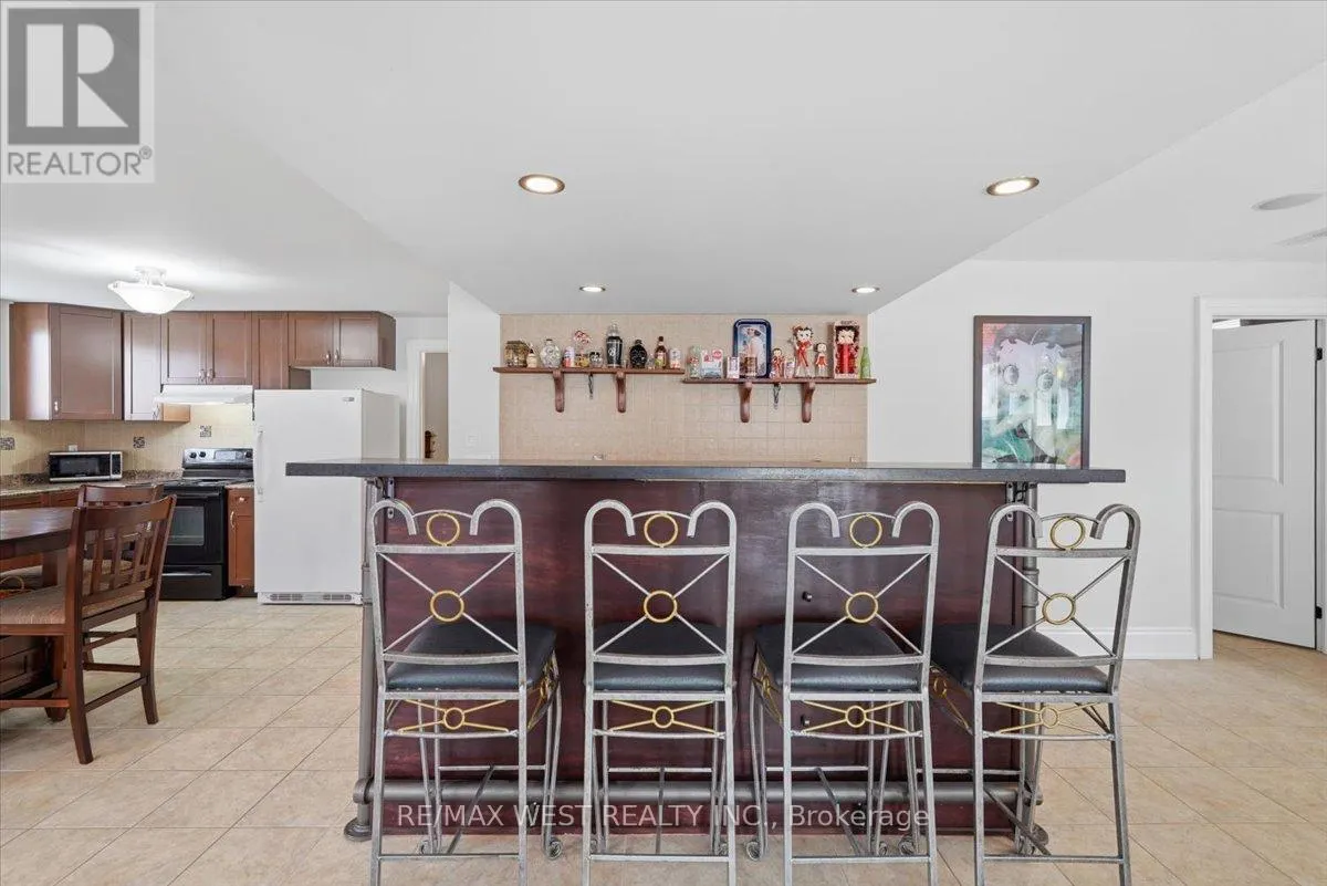36 DANPATRICK DRIVE