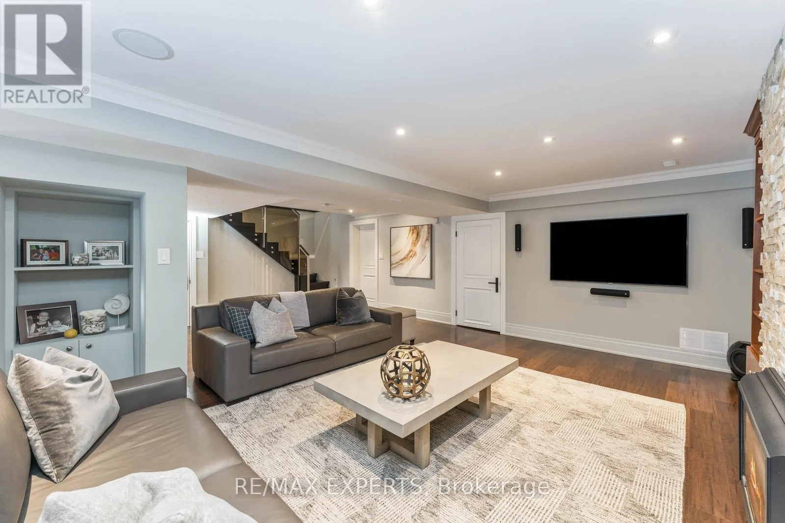 71 DORENGATE DRIVE