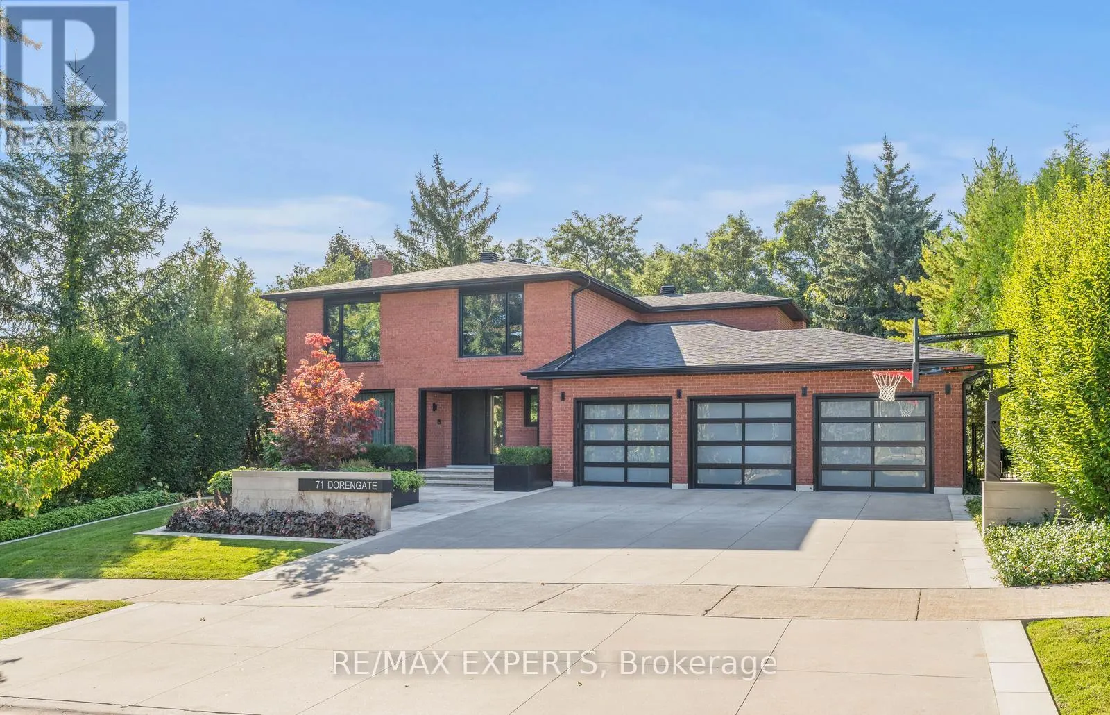 71 DORENGATE DRIVE