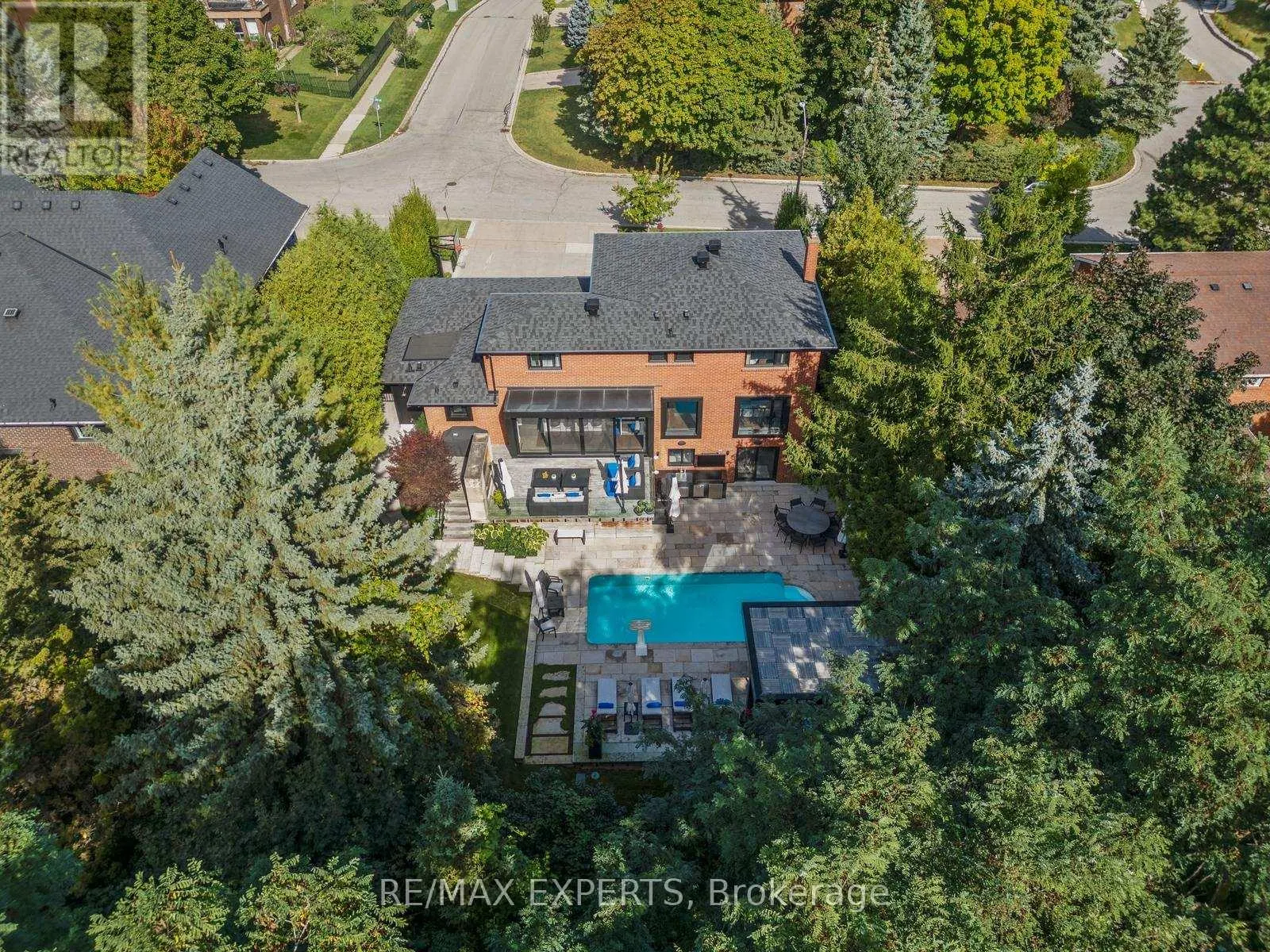 71 DORENGATE DRIVE