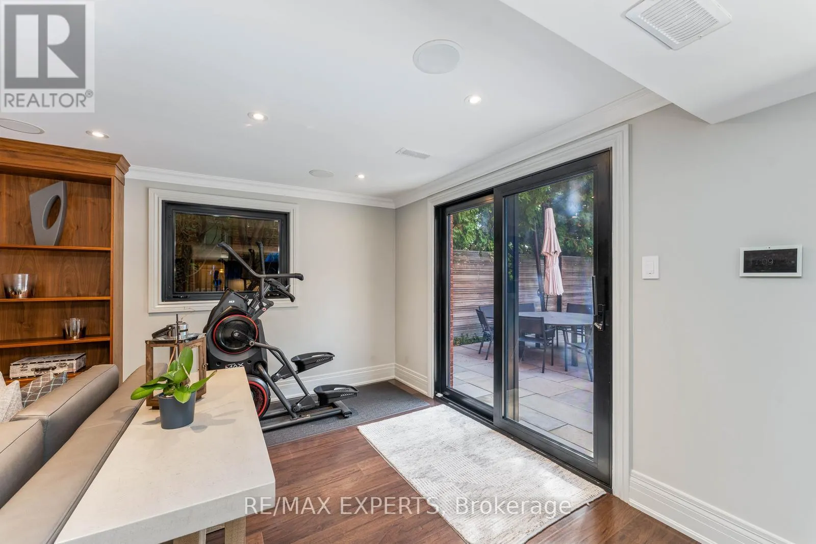 71 DORENGATE DRIVE