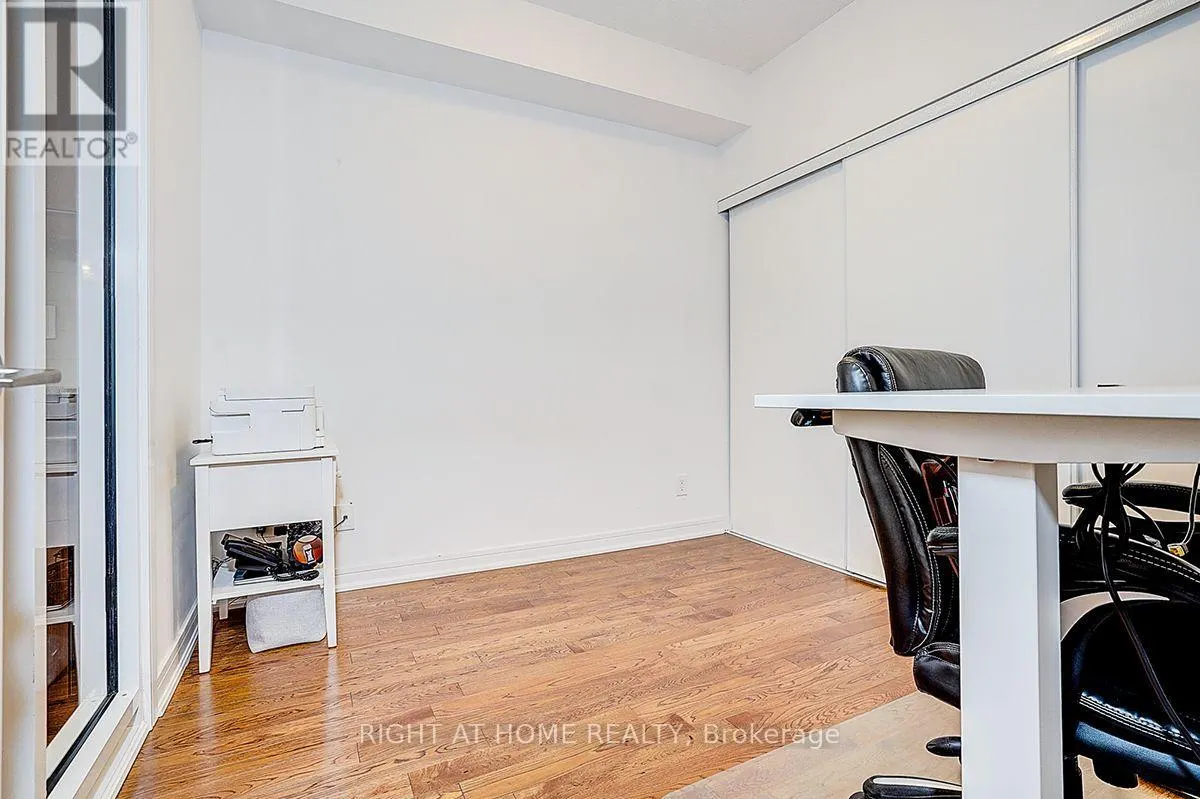 205 - 9201 YONGE STREET