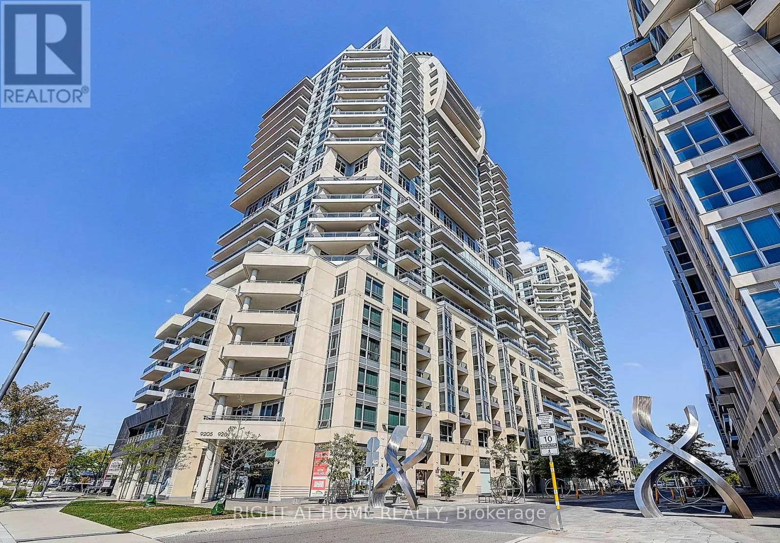 205 - 9201 YONGE STREET