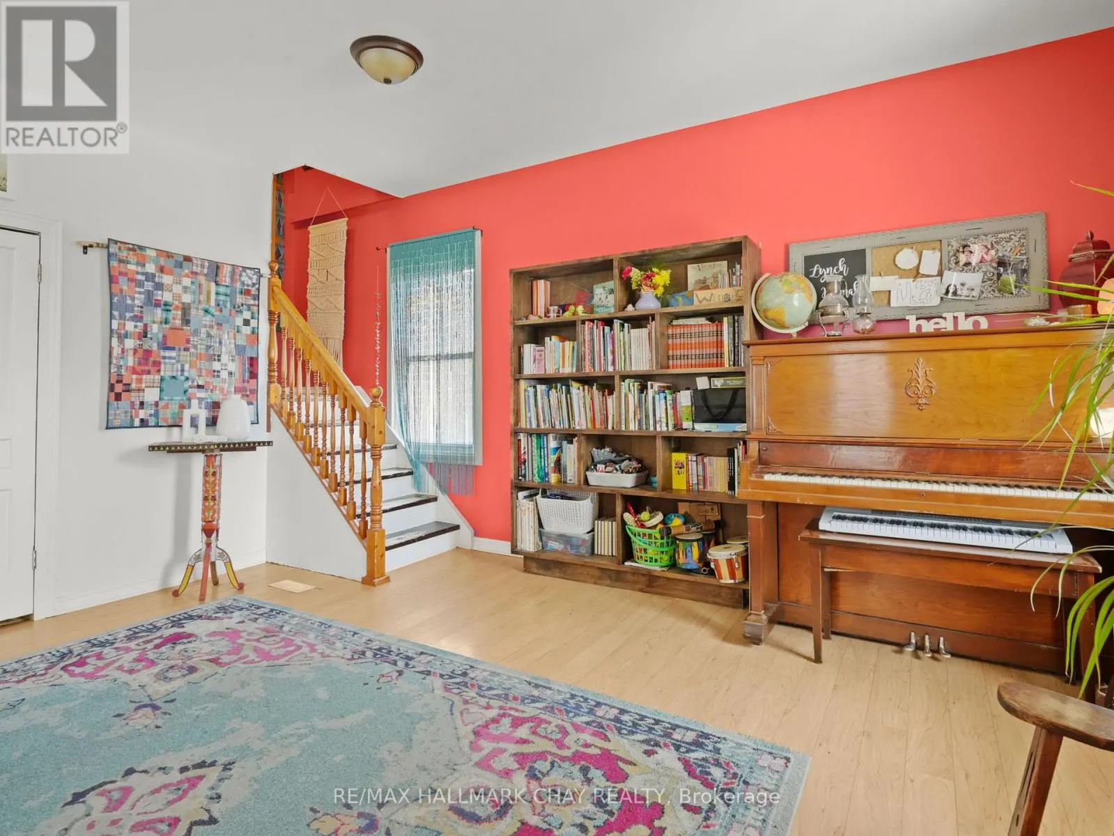 8116 MAIN STREET