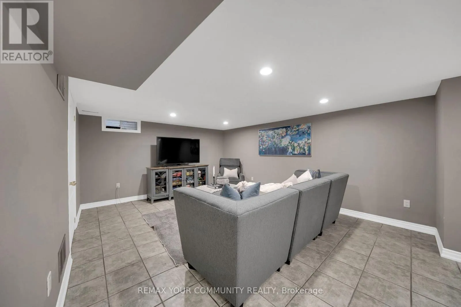 14 ASHCROFT COURT