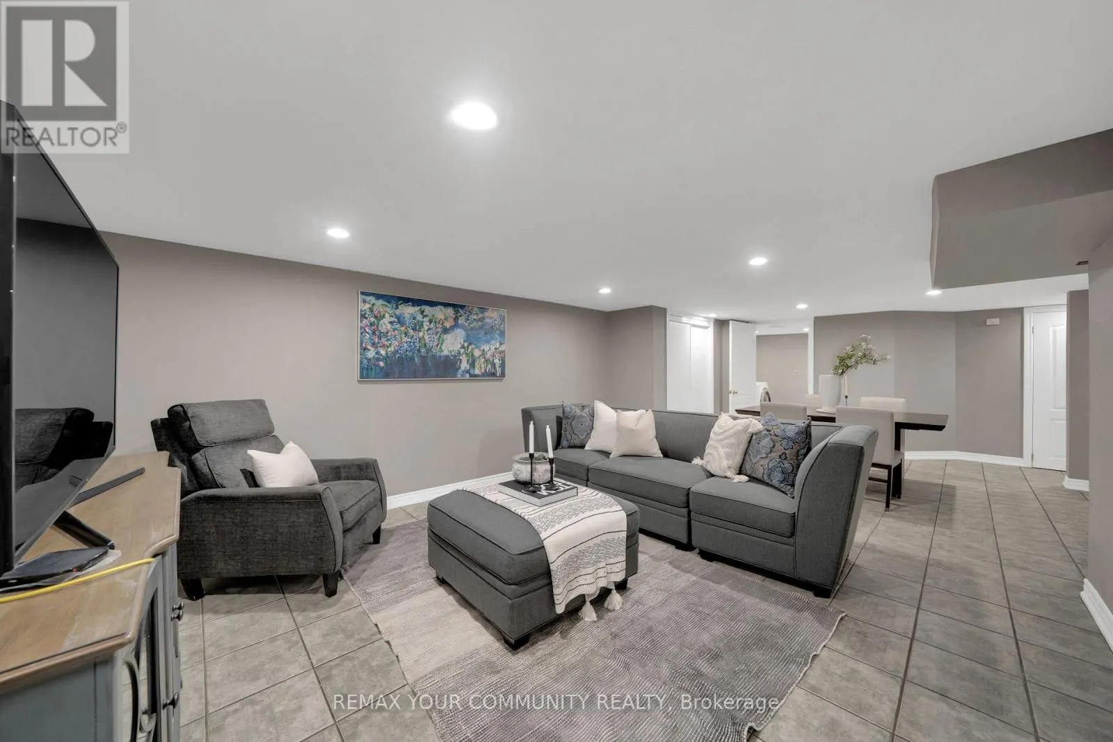 14 ASHCROFT COURT