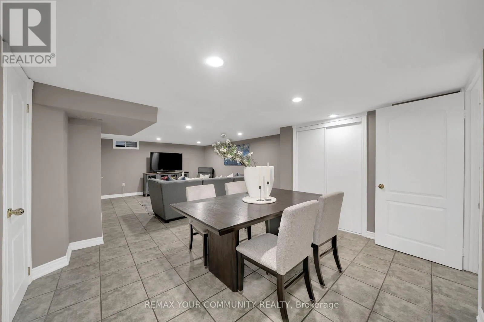 14 ASHCROFT COURT
