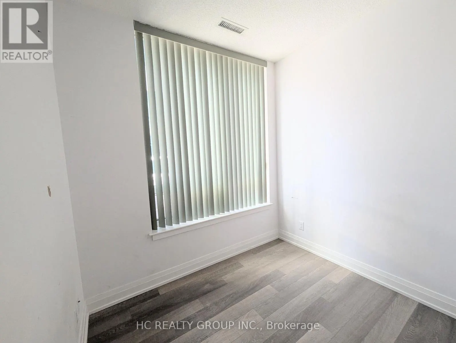 111 - 7165 YONGE STREET