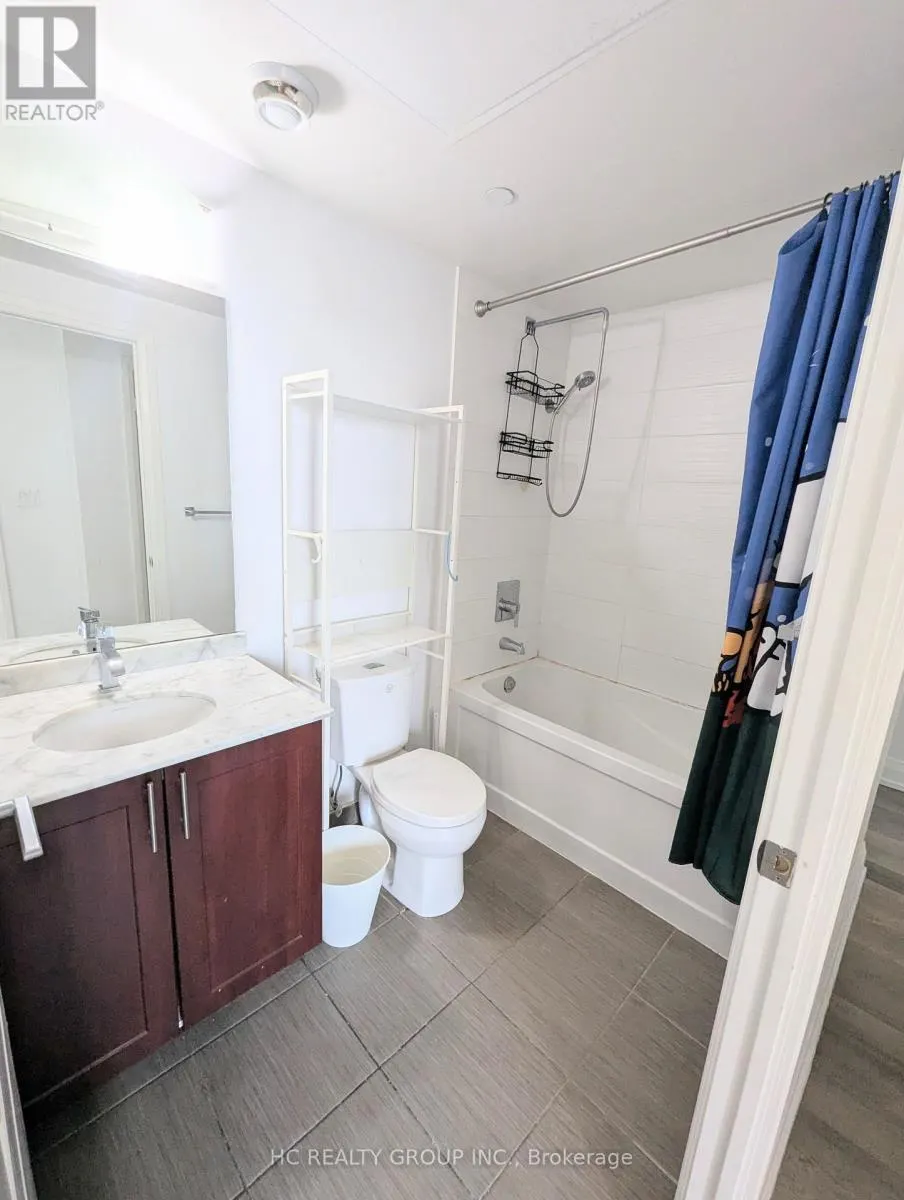 111 - 7165 YONGE STREET