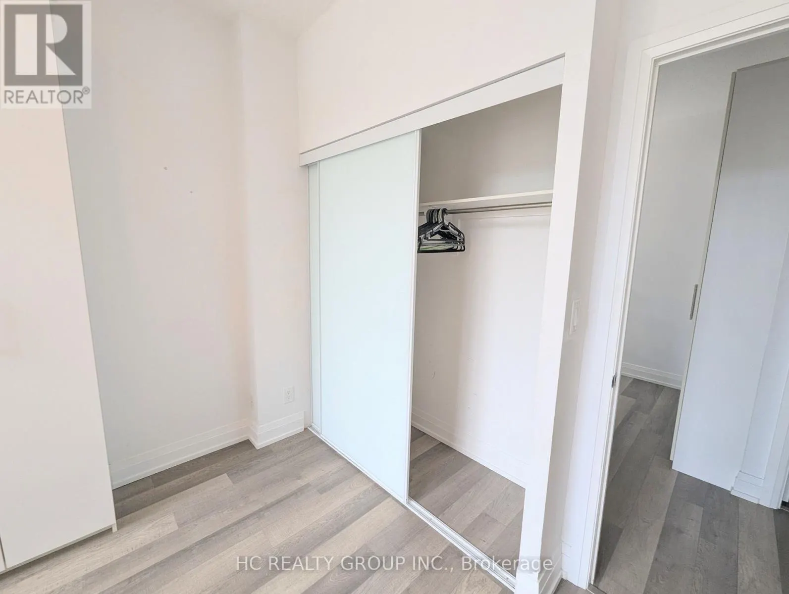 111 - 7165 YONGE STREET