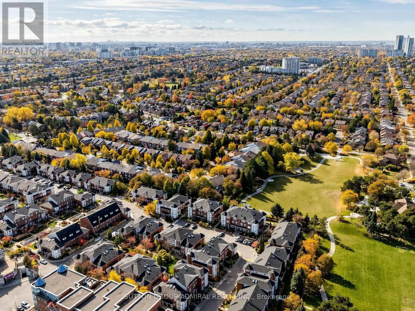 154 - 18 CLARK AVENUE W