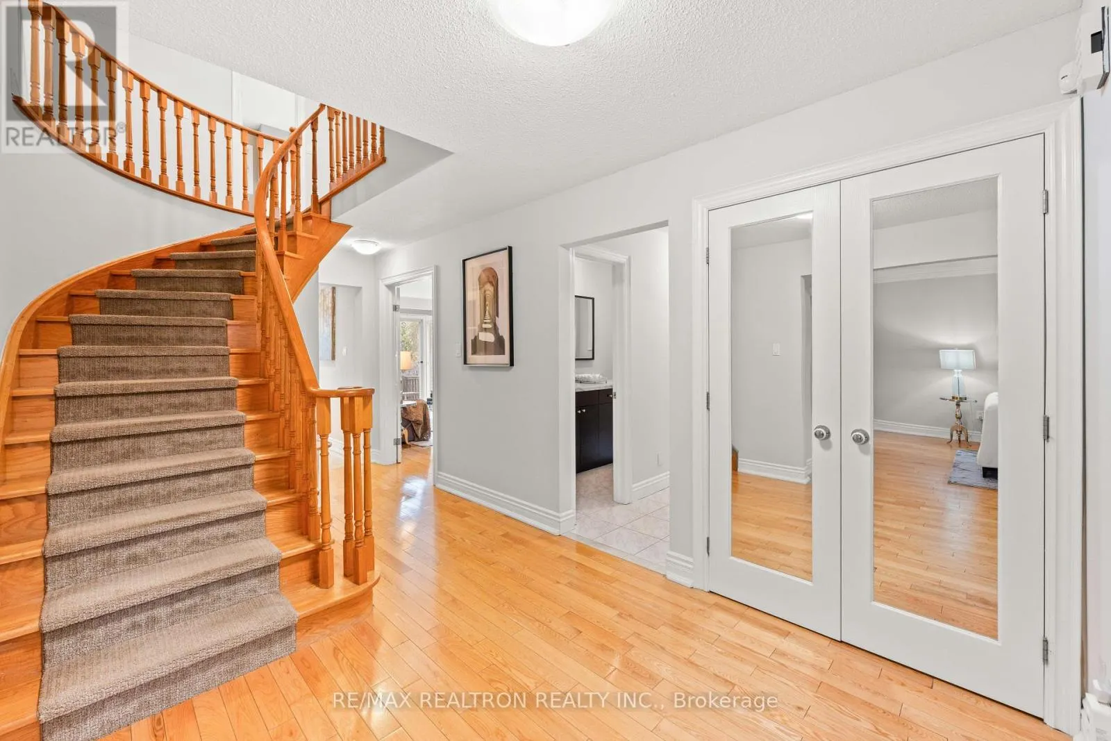 5 CHARNWOOD PLACE