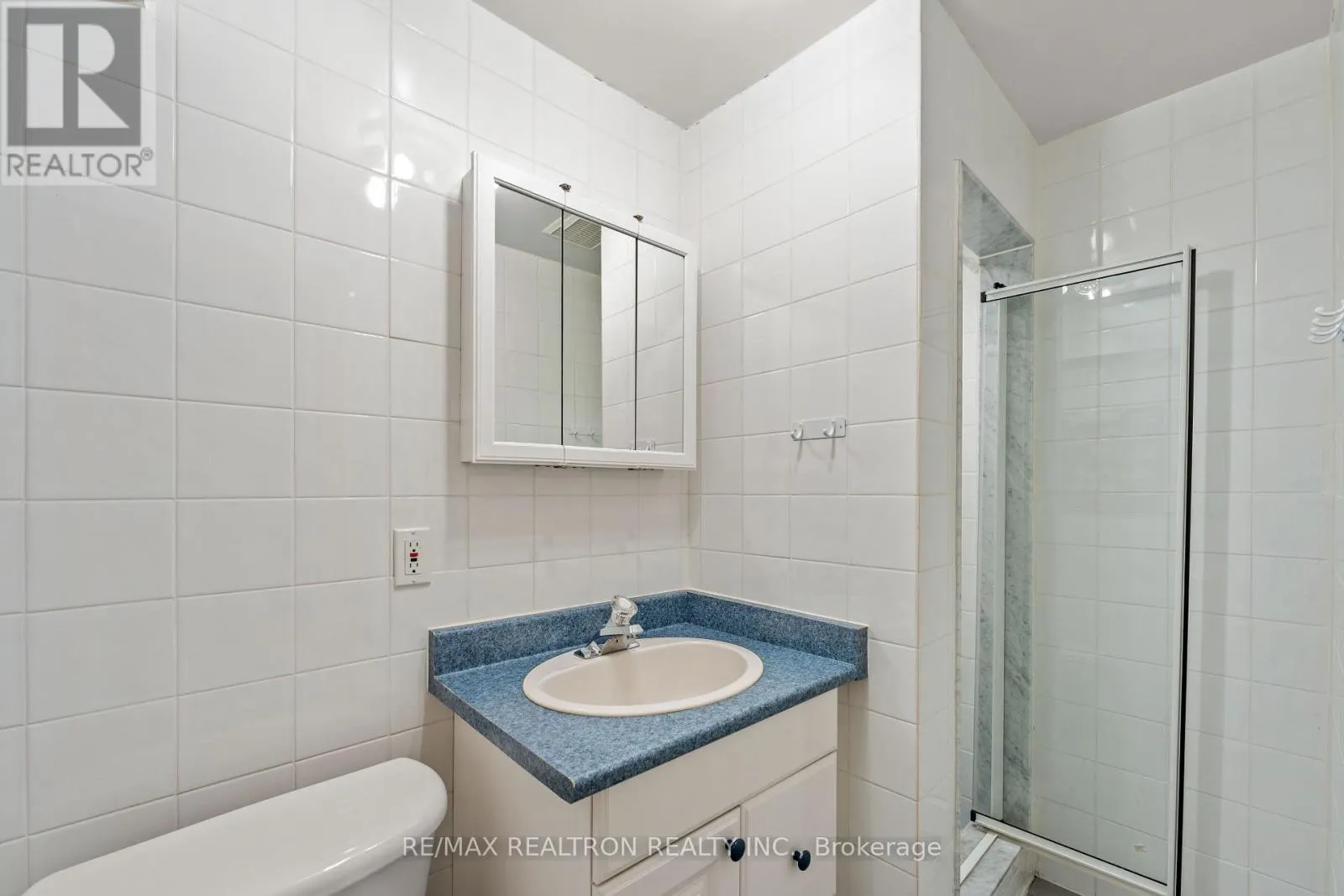 5 CHARNWOOD PLACE