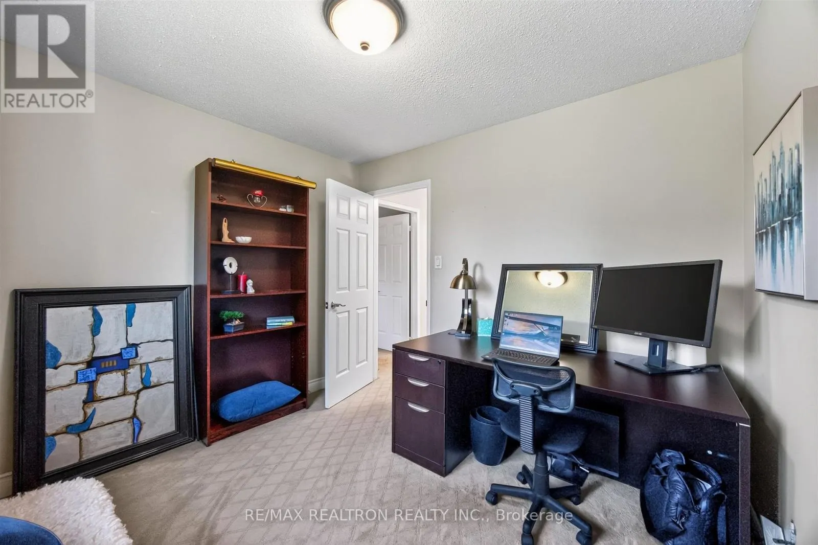 47 MAPLE WAY
