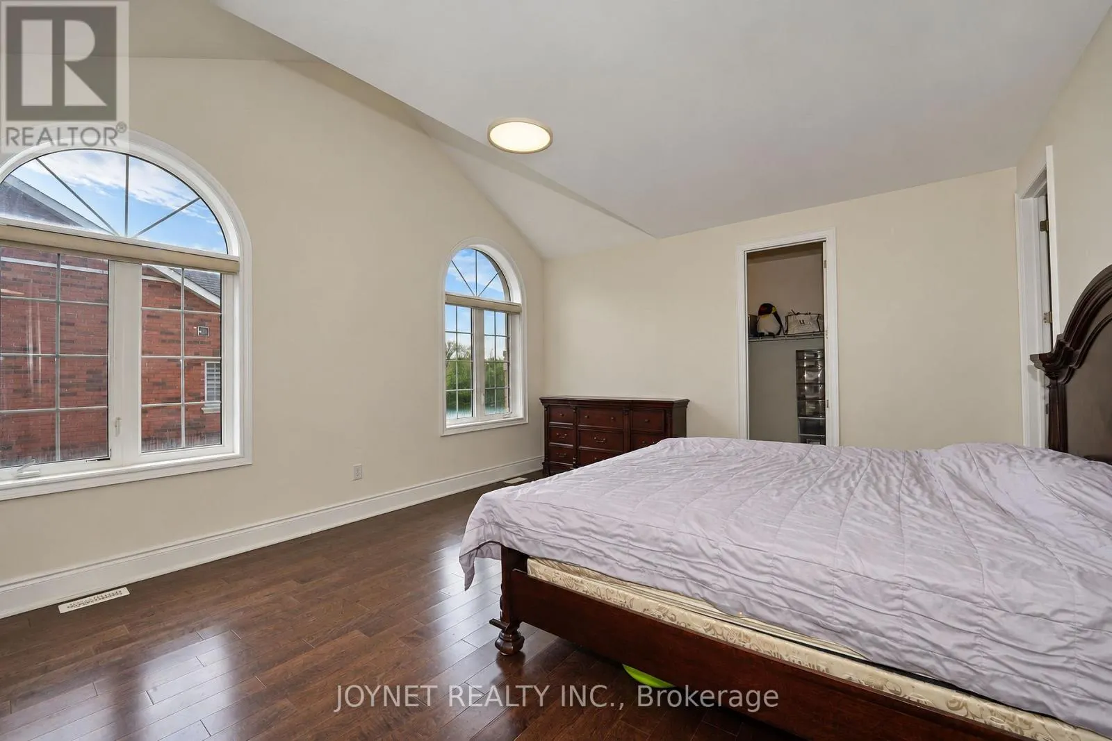 11 MORAINE HILL DRIVE