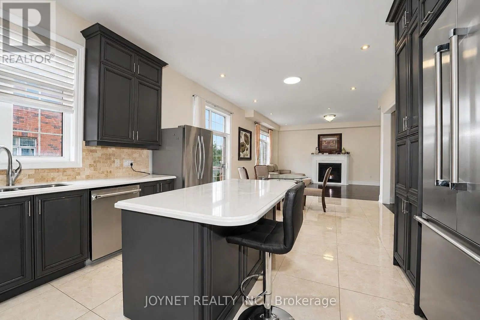 11 MORAINE HILL DRIVE