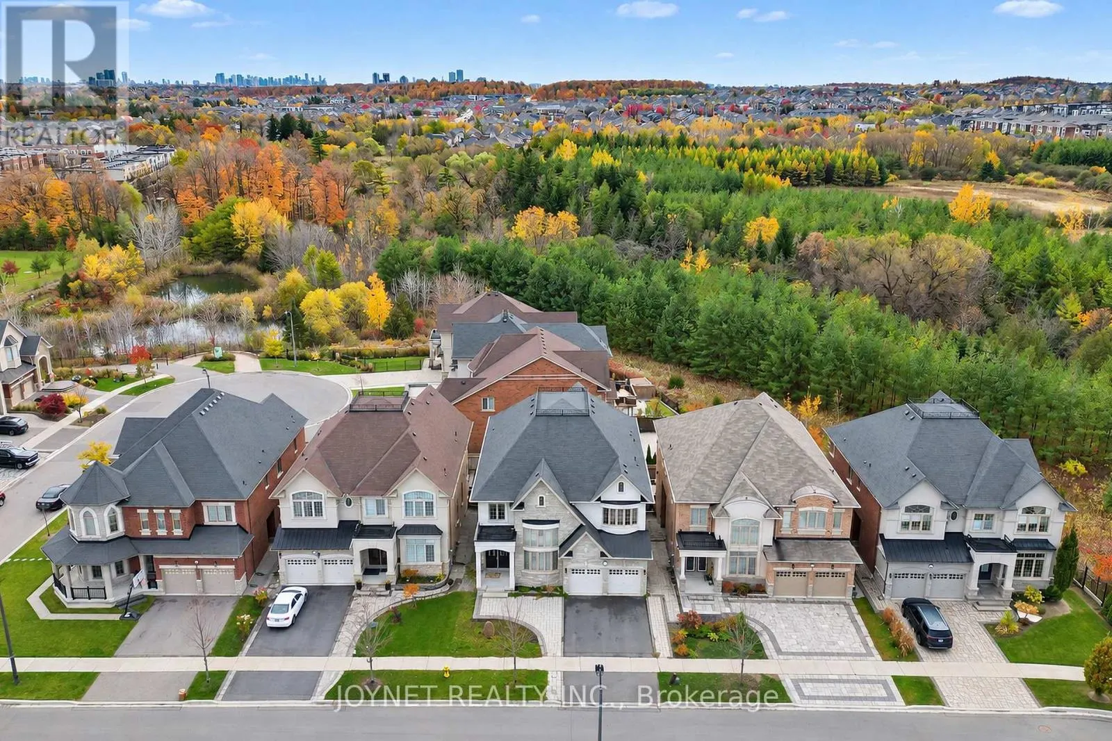 11 MORAINE HILL DRIVE