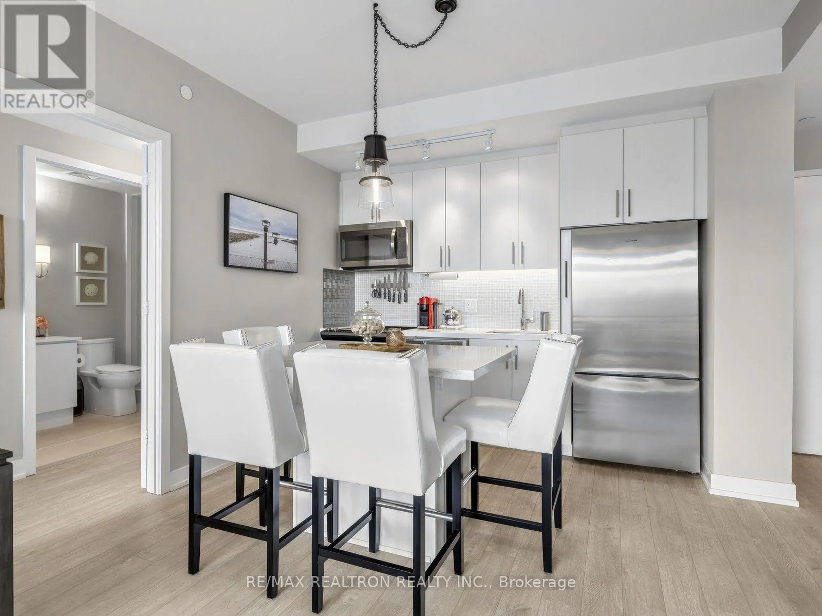 C301 - 301 SEA RAY AVENUE