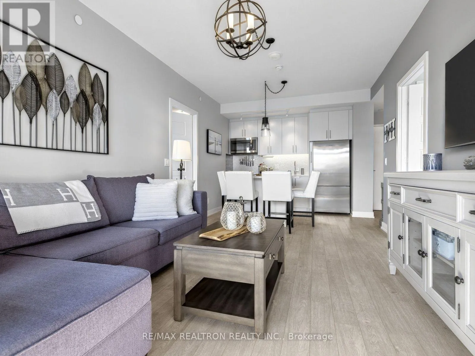 C301 - 301 SEA RAY AVENUE