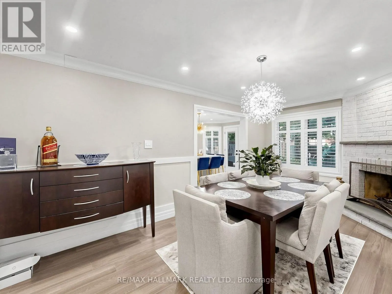 58 MARCHWOOD CRESCENT