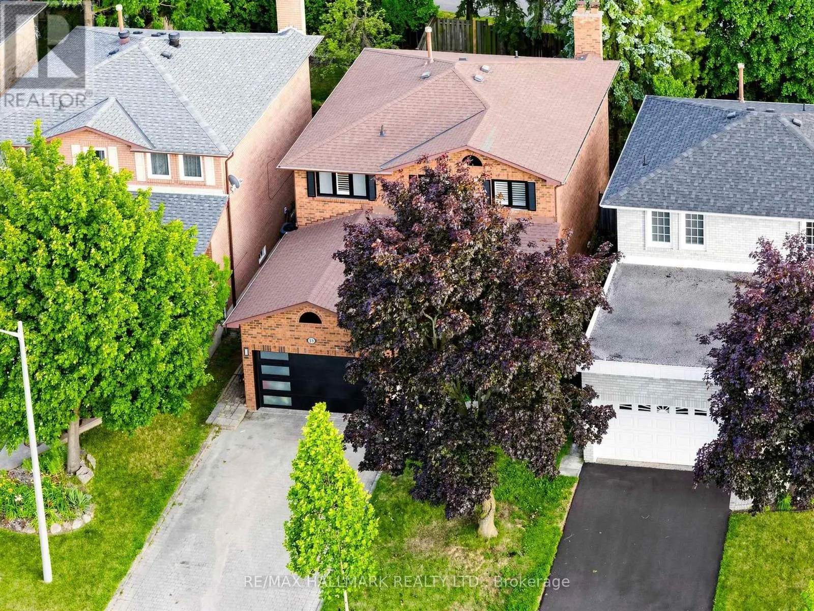 58 MARCHWOOD CRESCENT