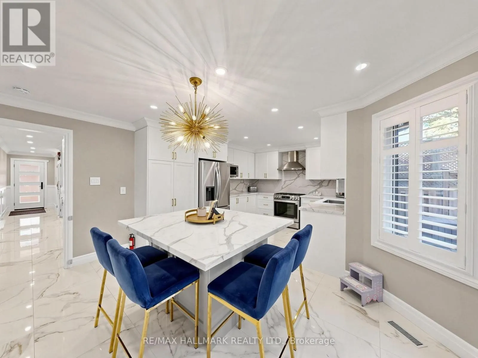 58 MARCHWOOD CRESCENT