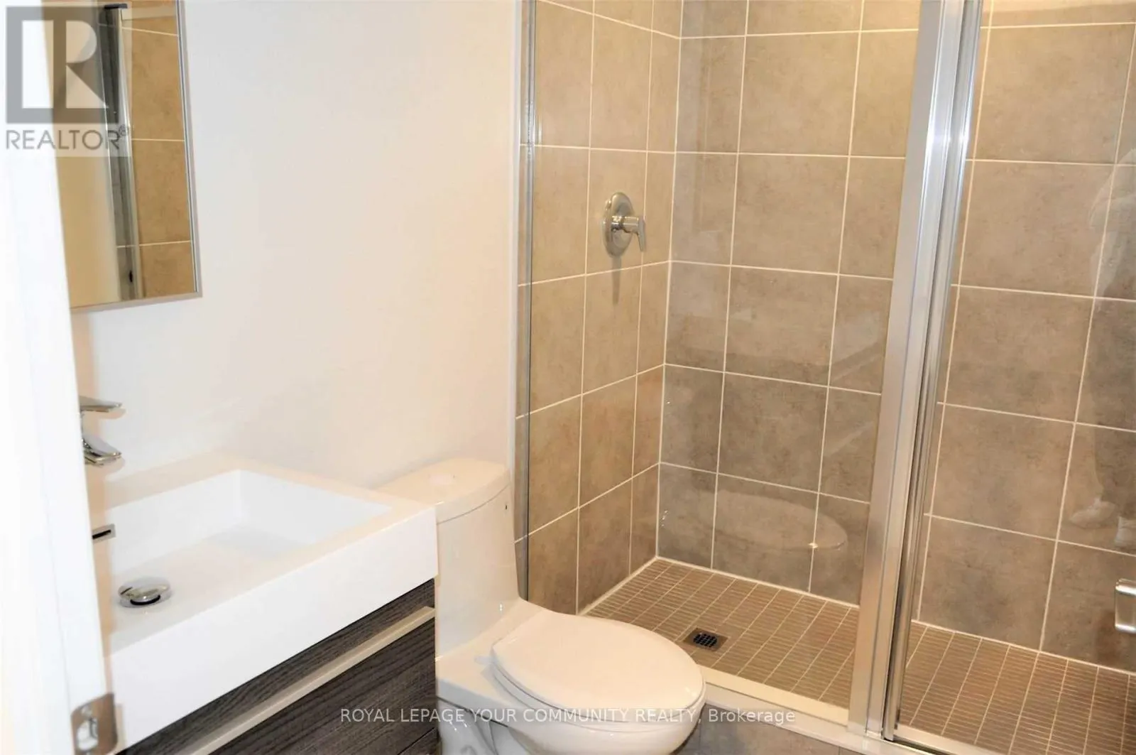 1217B - 8 ROUGE VALLEY DRIVE