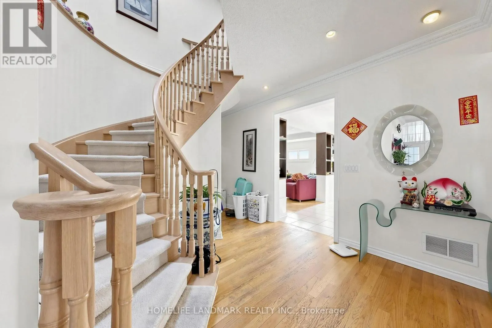 19 EDENBROOK CRESCENT