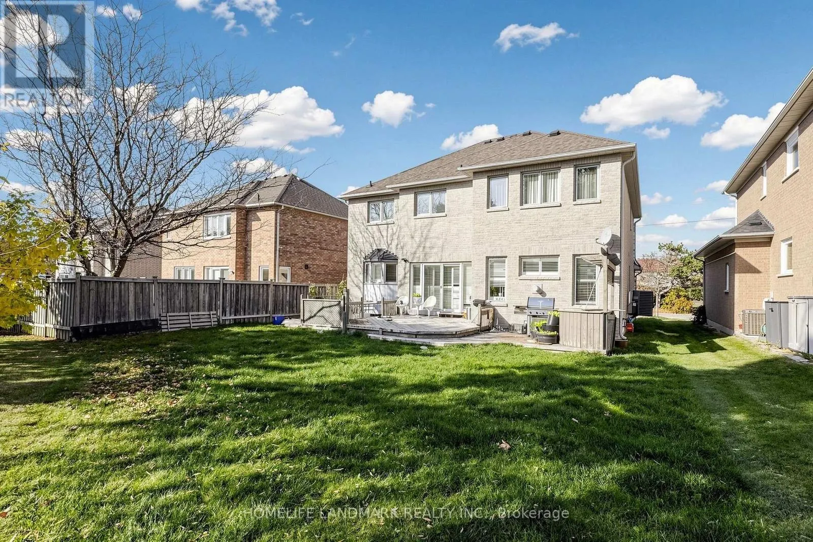 19 EDENBROOK CRESCENT