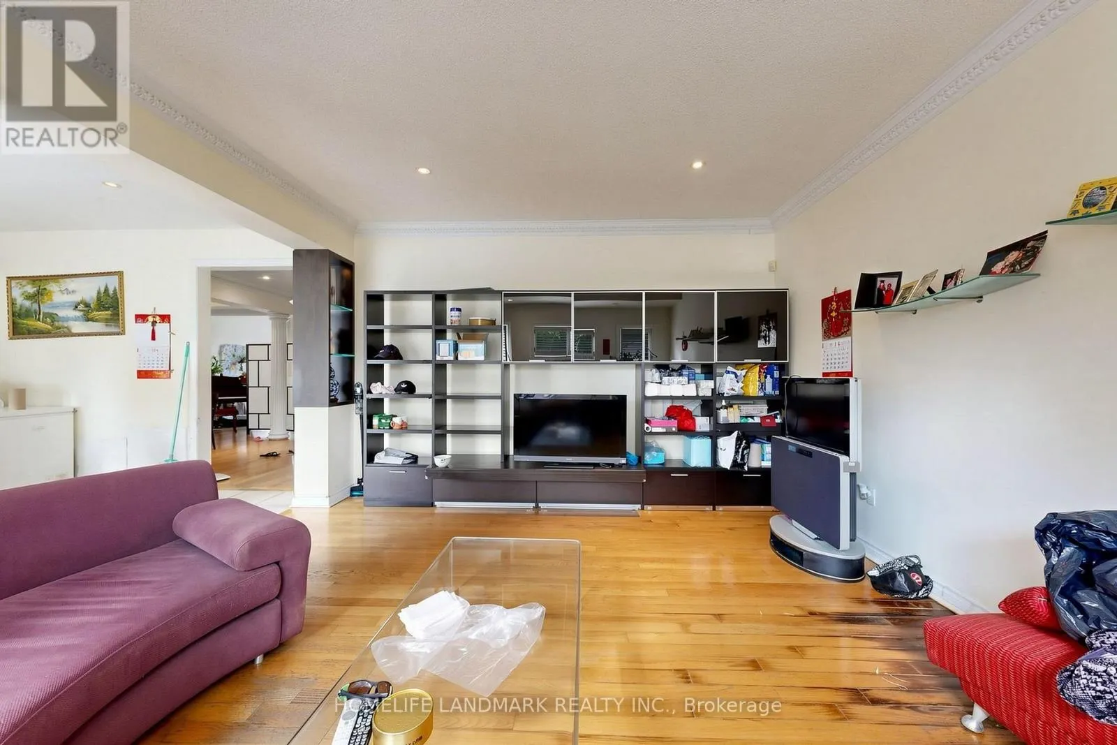 19 EDENBROOK CRESCENT