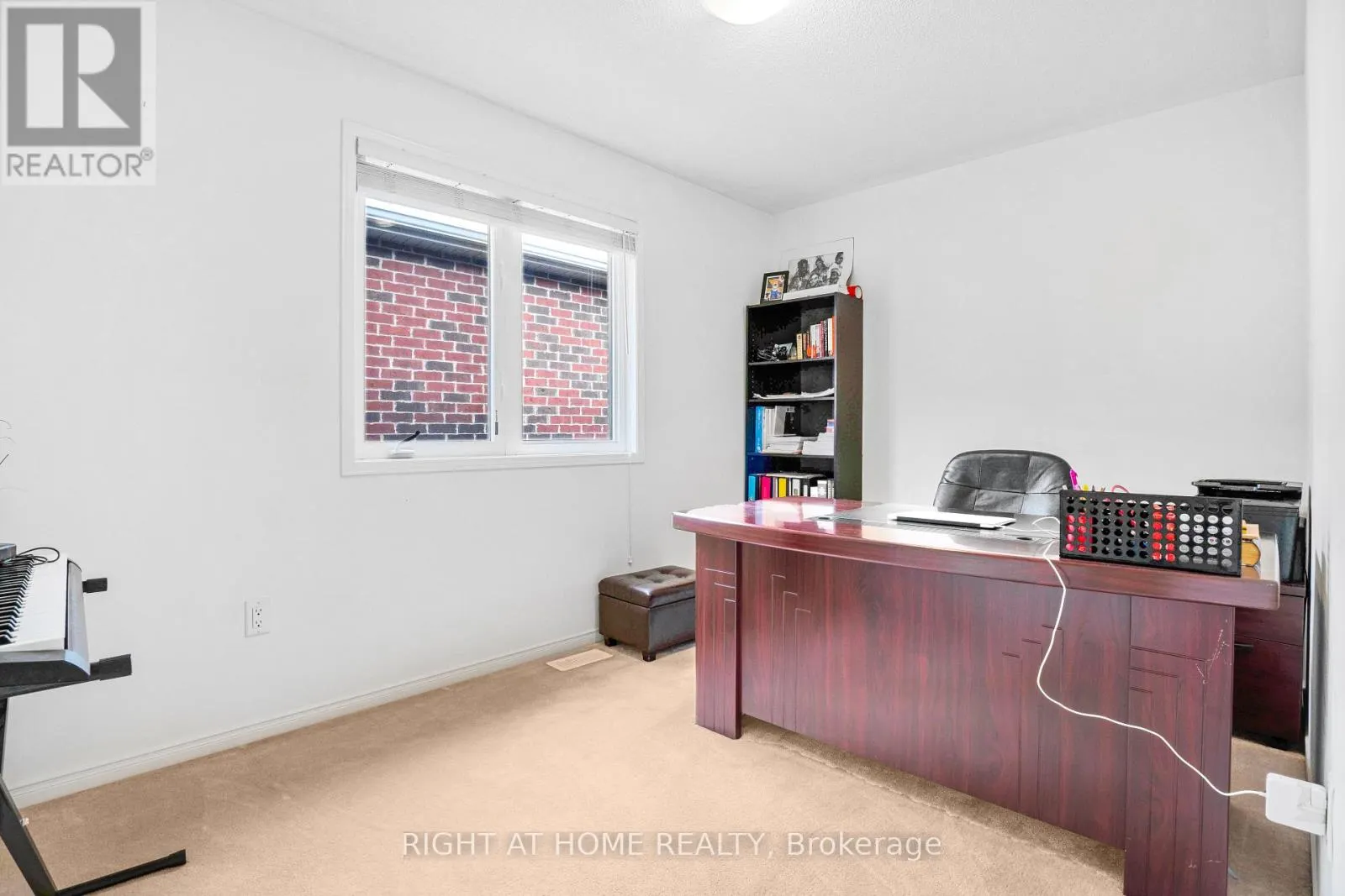 33 RUSSEL DRIVE