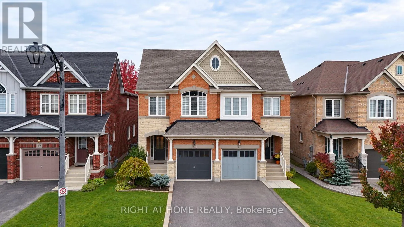 33 RUSSEL DRIVE