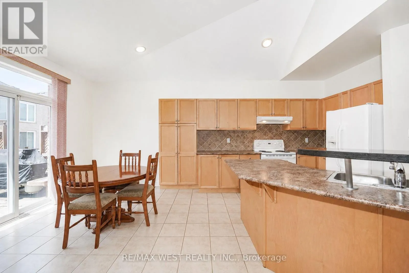 21 MIRA VISTA PLACE