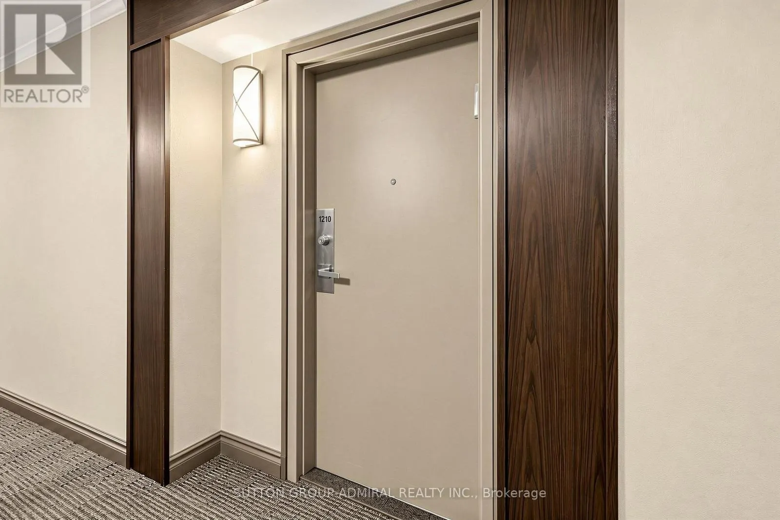 1210 - 7601 BATHURST STREET