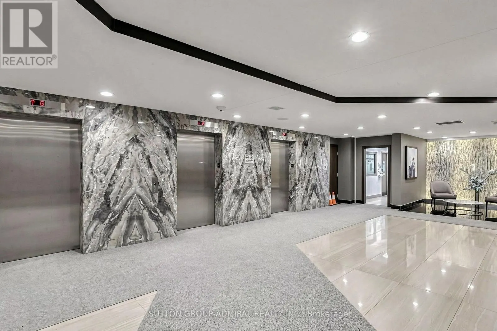 1210 - 7601 BATHURST STREET