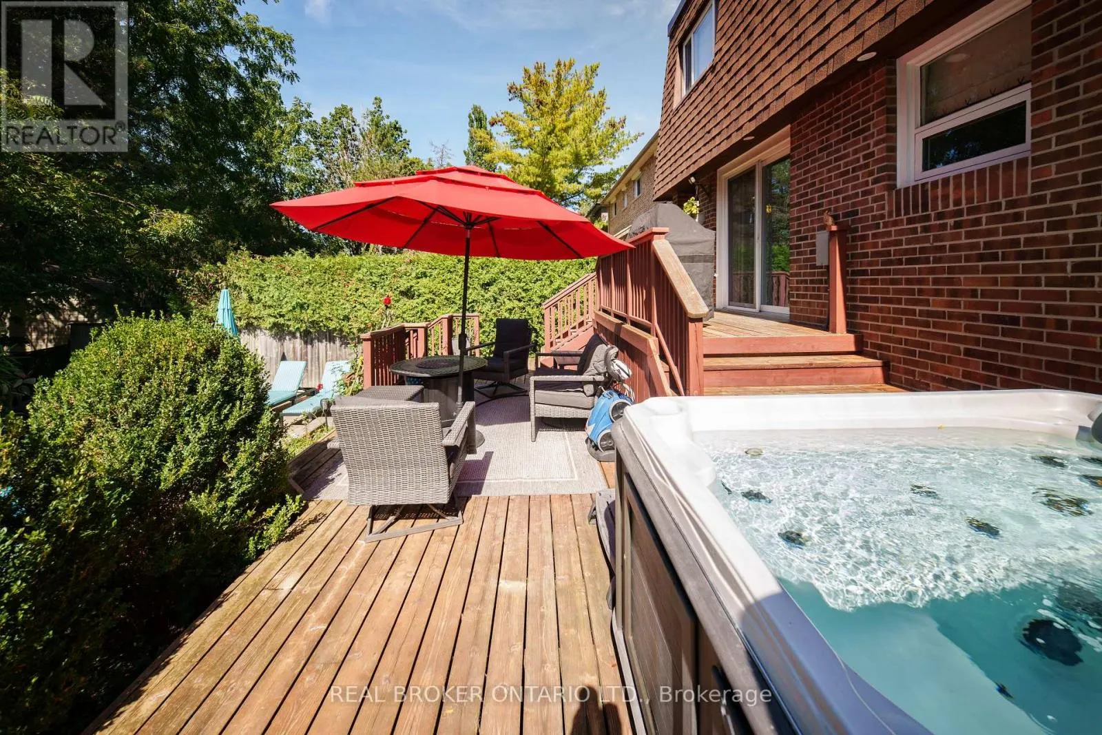 38 WOOTTEN WAY N