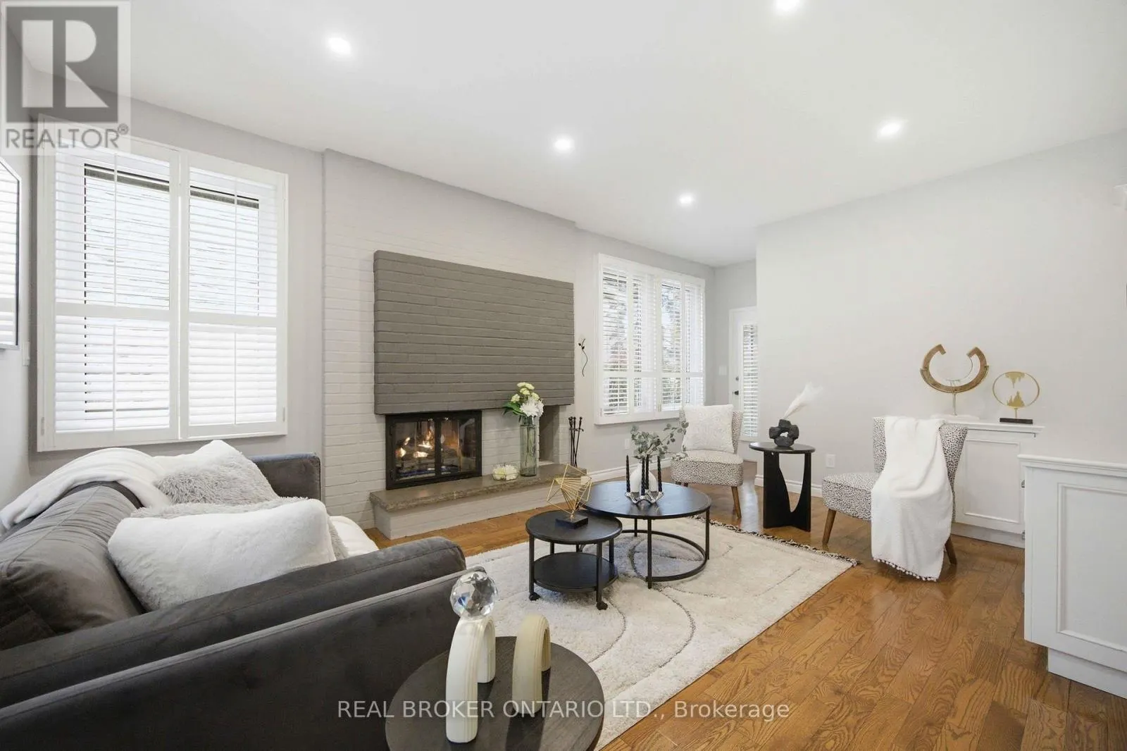 38 WOOTTEN WAY N