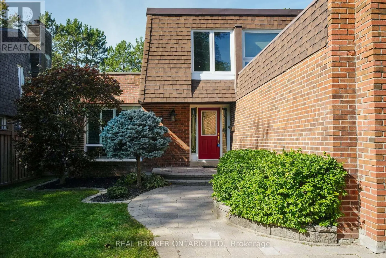 38 WOOTTEN WAY N