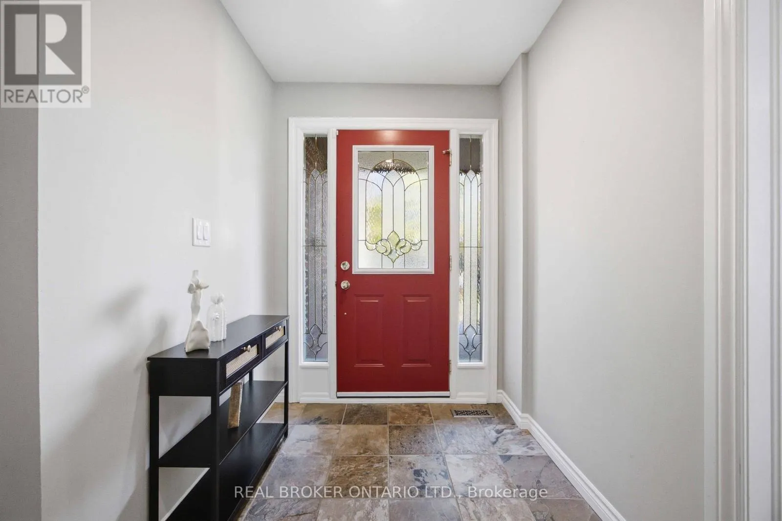 38 WOOTTEN WAY N