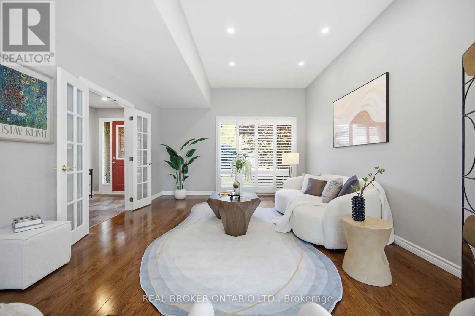 38 WOOTTEN WAY N