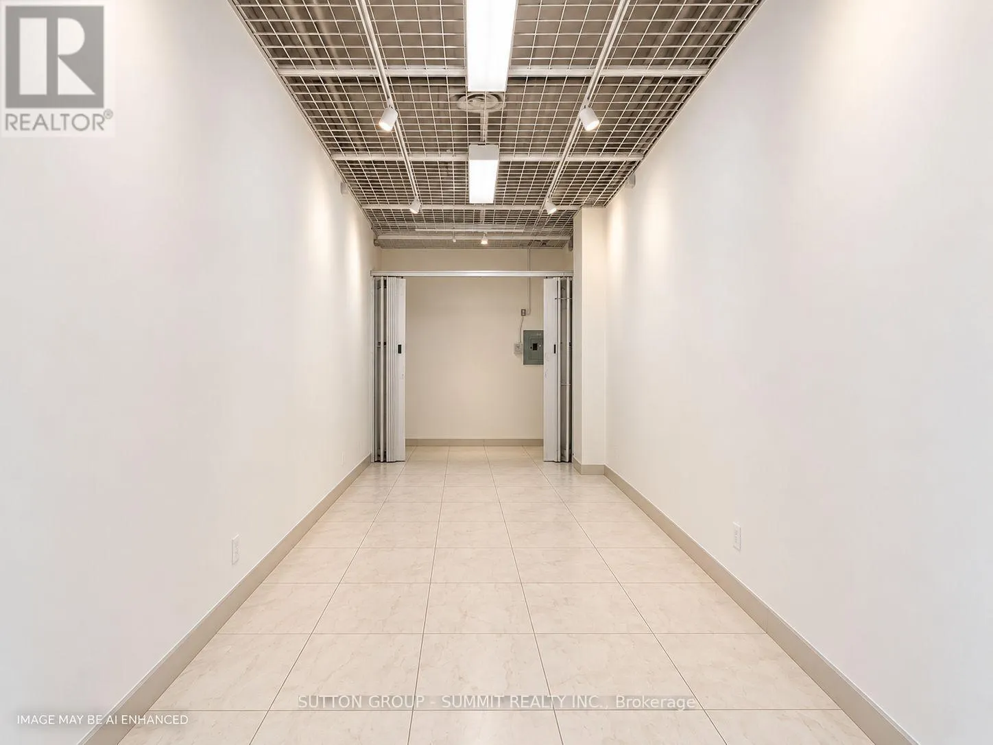 61 - 7181 YONGE STREET