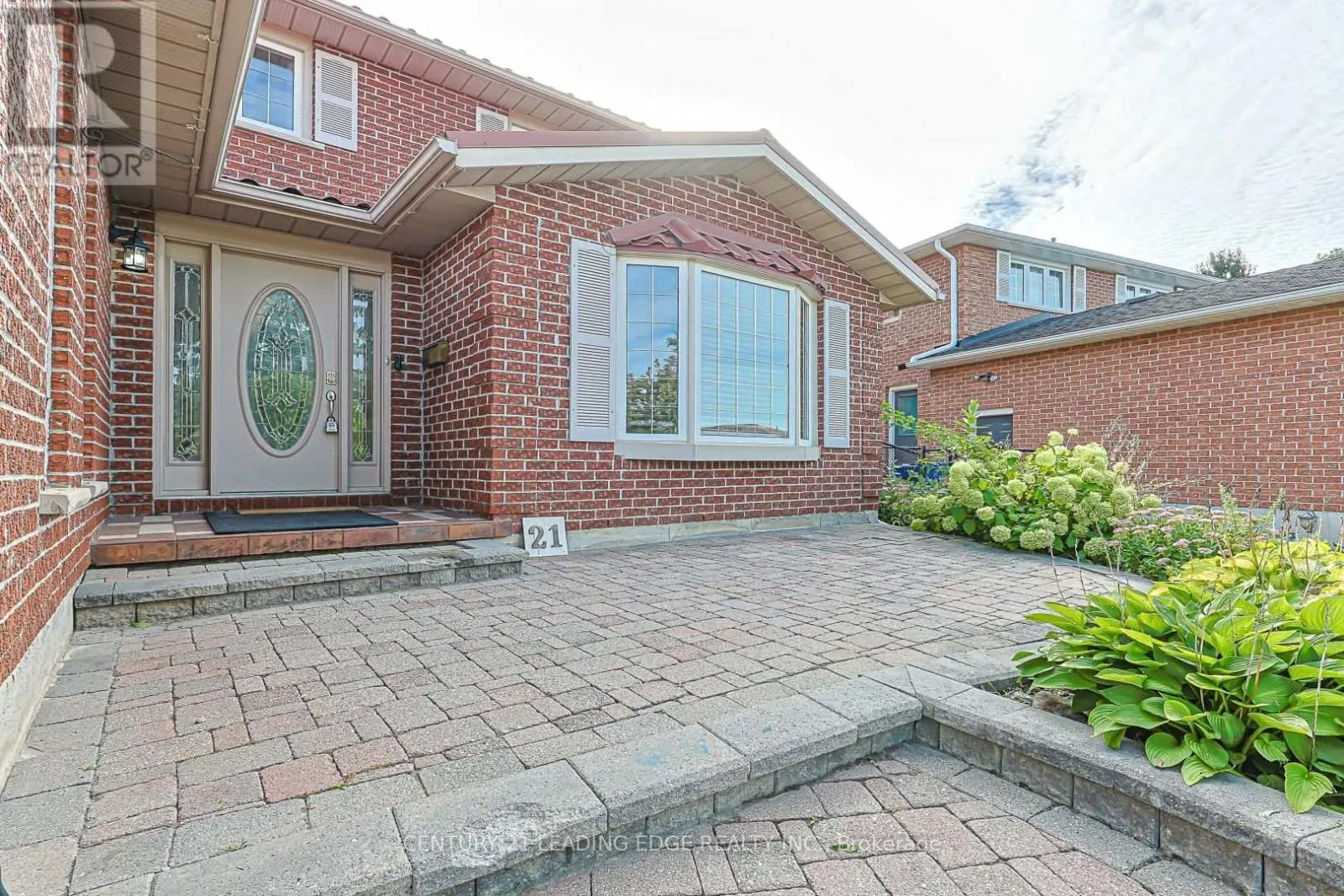 21 MCQUAID COURT